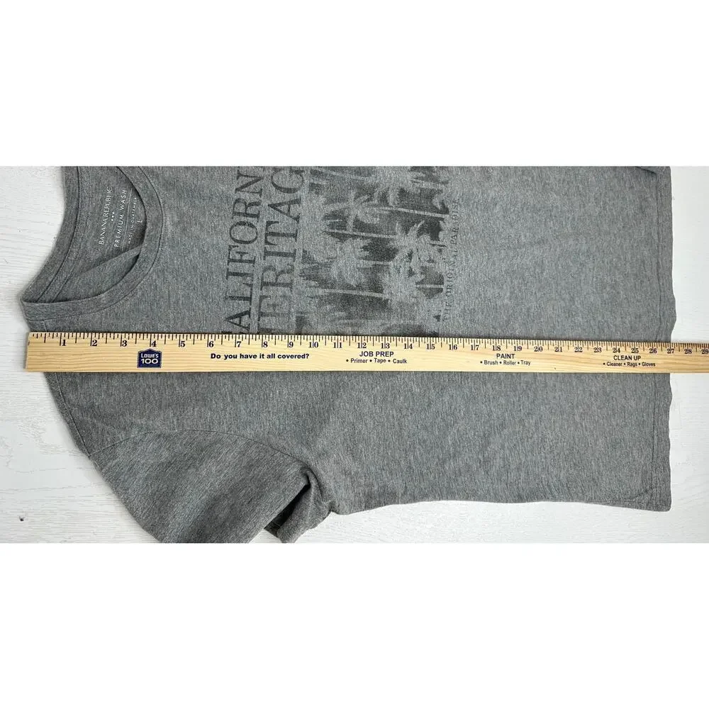 Banana Republic Shirt L Gray Graphic Tee California Heritage Cotton Premium Knit